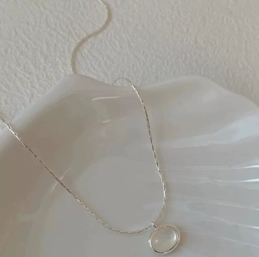 Moon Glow Necklace 925Silver