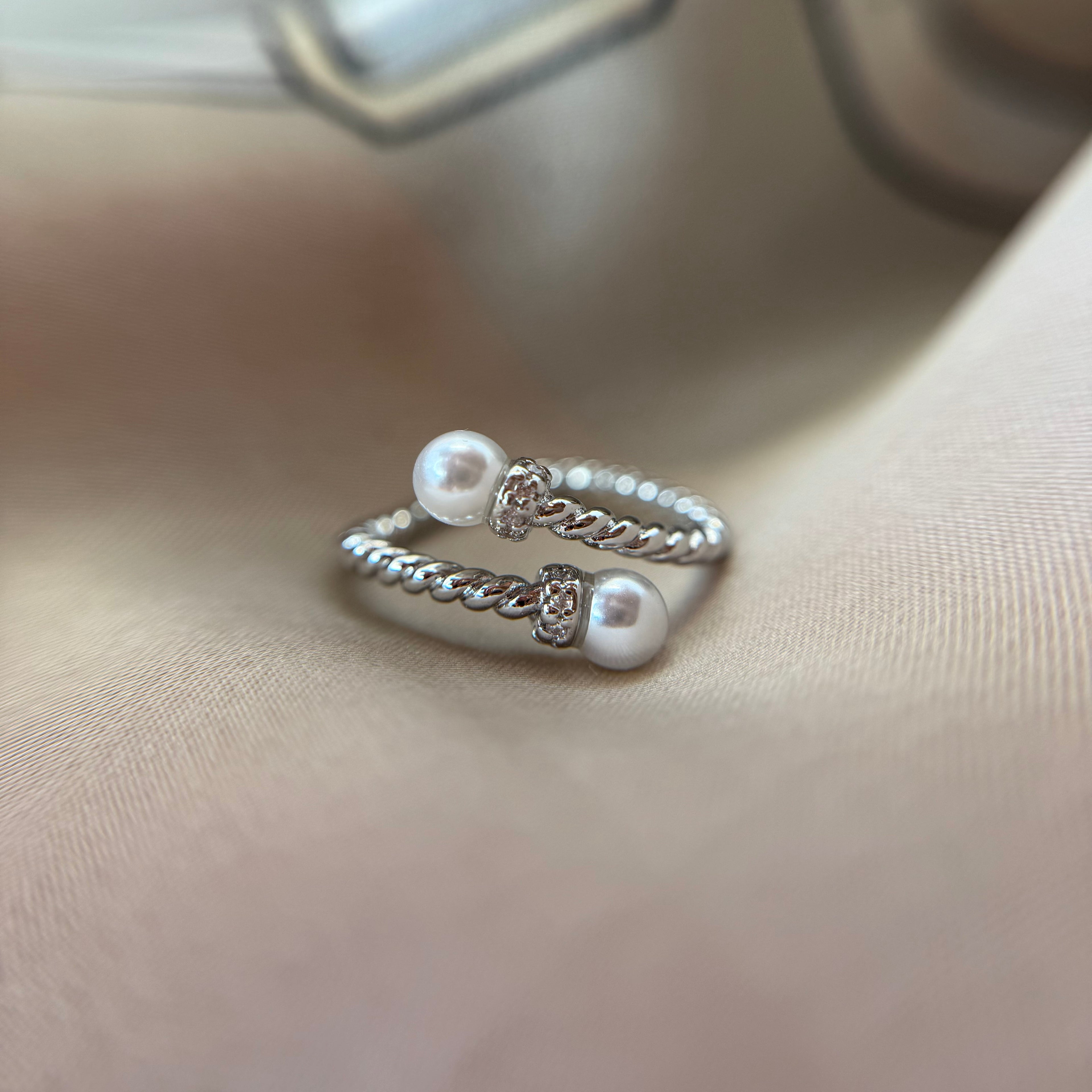 Pearl Embrace Ring 925Silver
