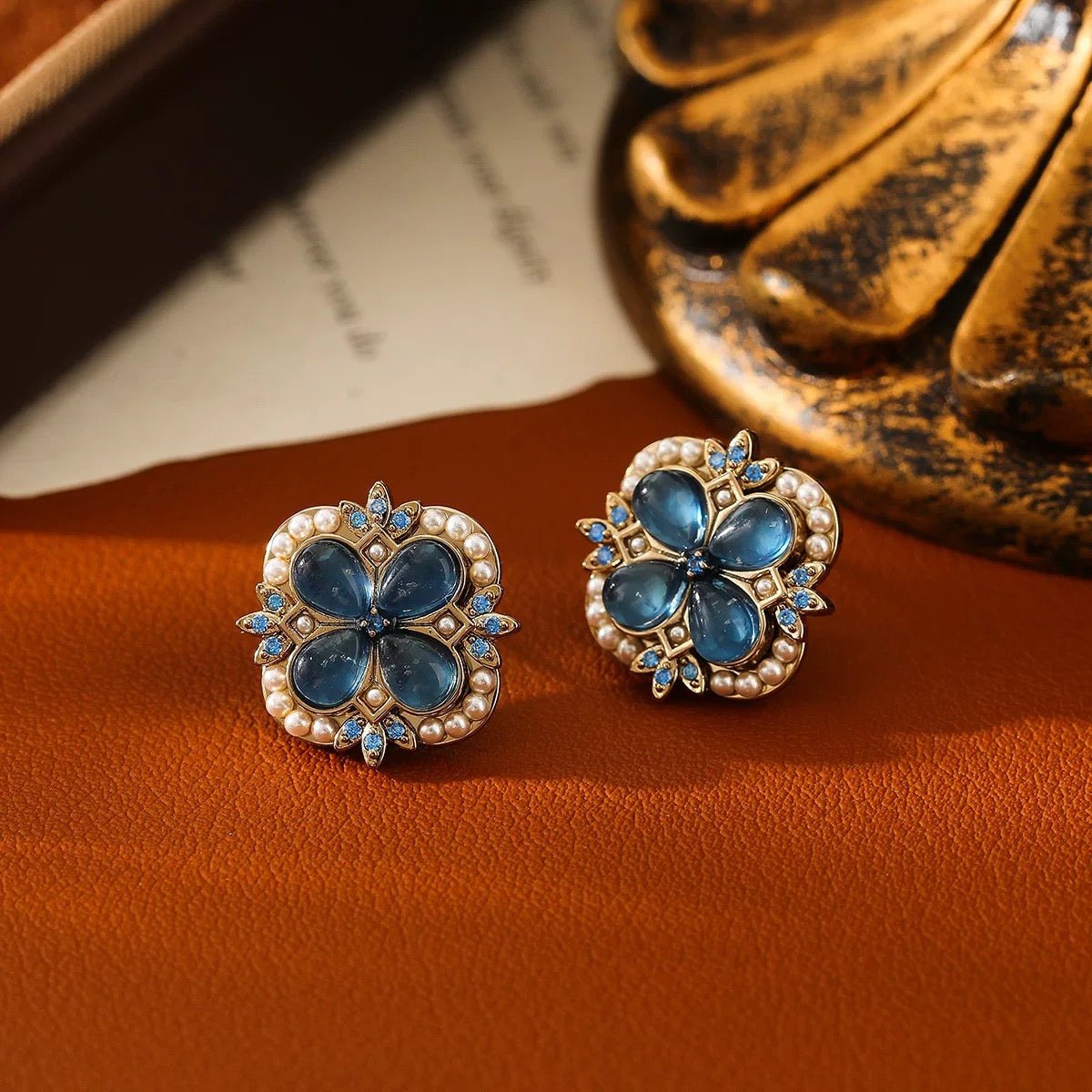 Blue Blossom Earrings Gold-plated