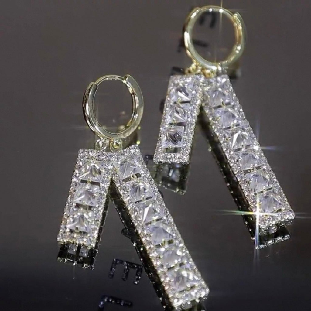 Crystal Drop Earrings with Geometric Design – Gold-Tone Statement Jewelry