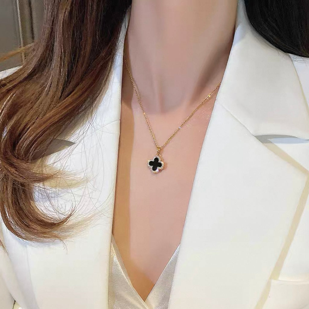 Reversible Clover Pendant Necklace — 18K Gold Plated, Black & White Double-Sided Design